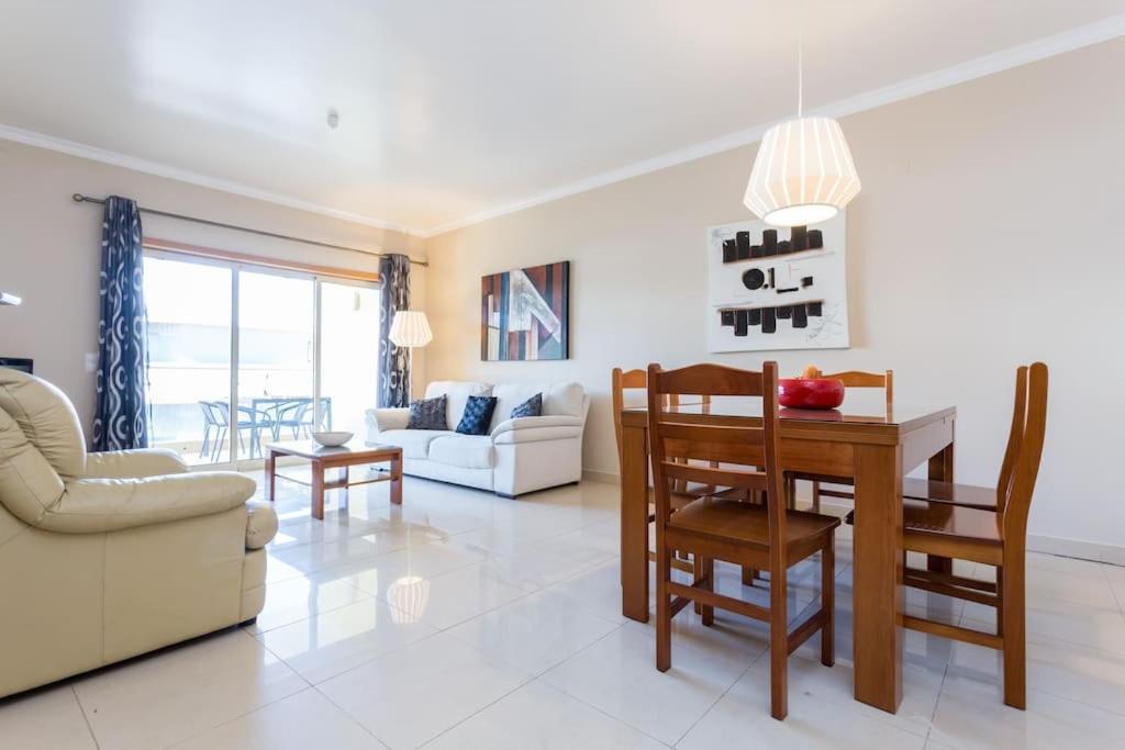 Sea Breeze Lagos Apartment Exterior photo